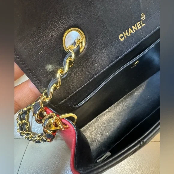 CHANEL Rare Vintage Timeless CC Bicolor single flap bag - Picture 12 of 15